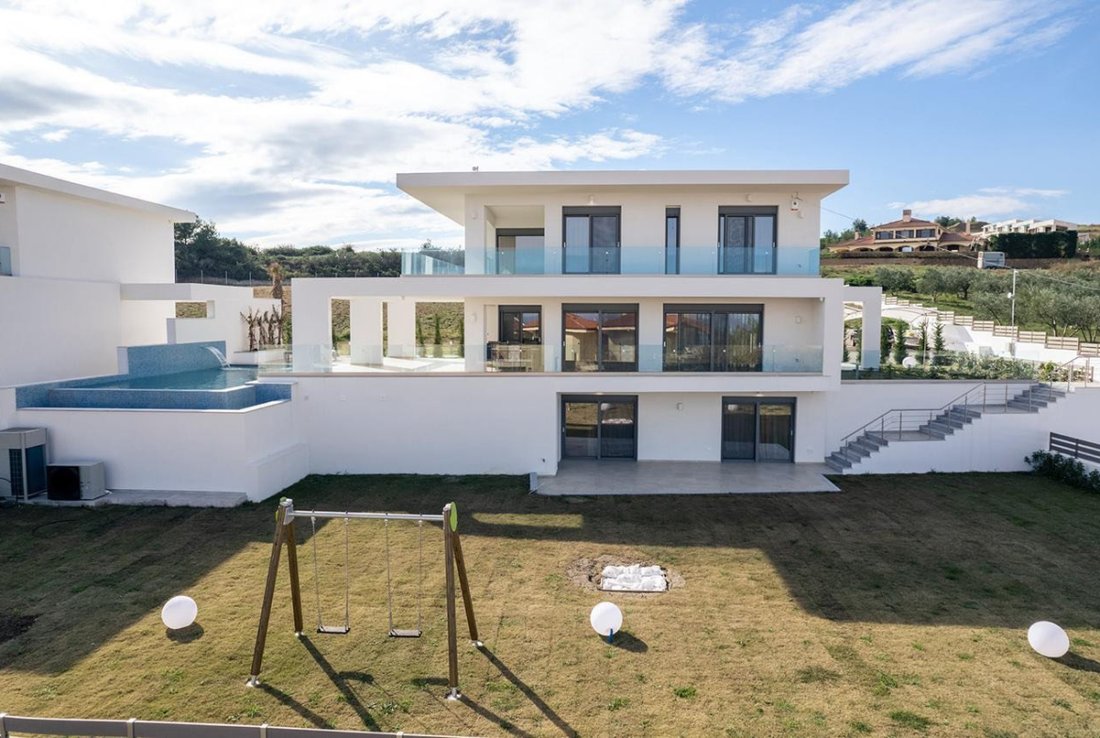 Villa en Pallini Municipal Unit, Macedonia and Thrace, Grecia 4 - 18729746