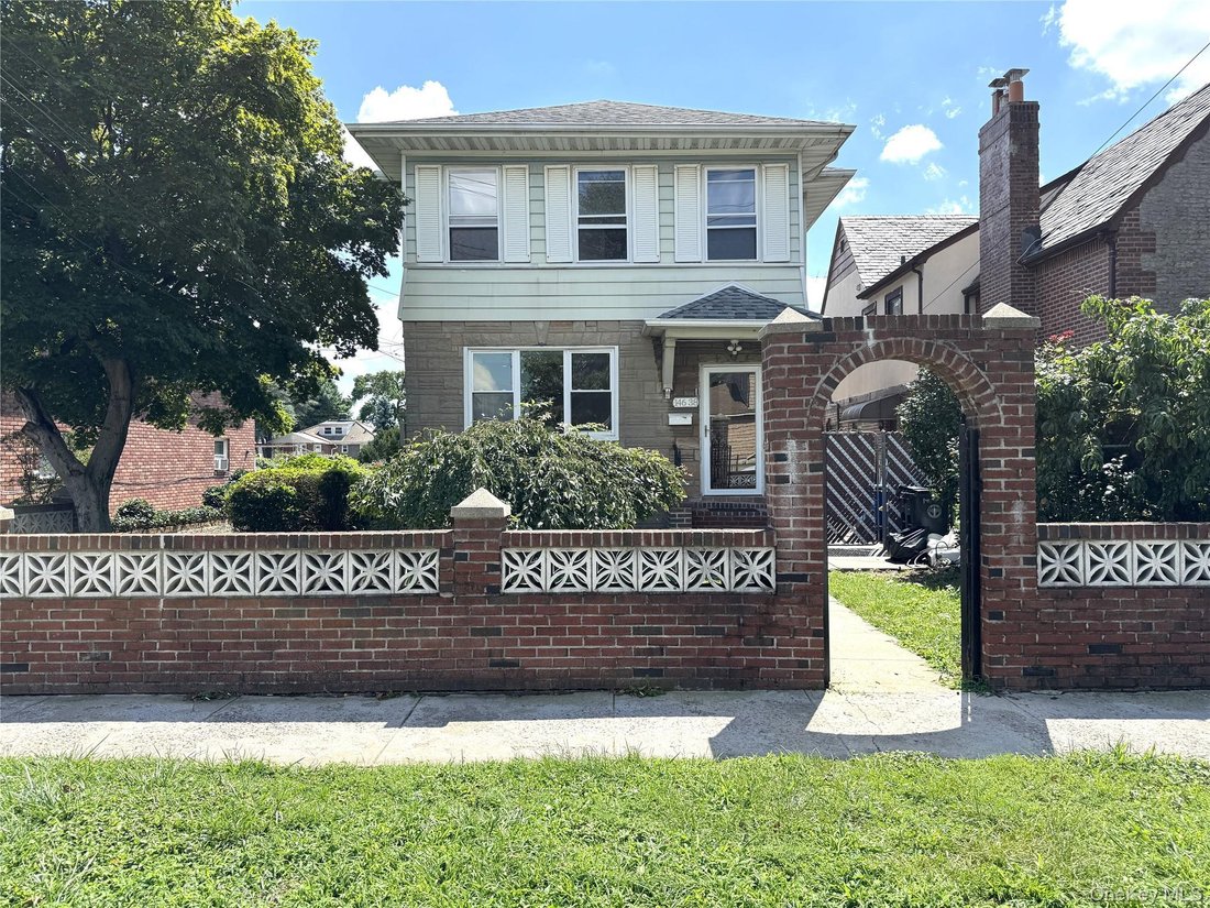 House in New York, New York, United States 1 - 17996009