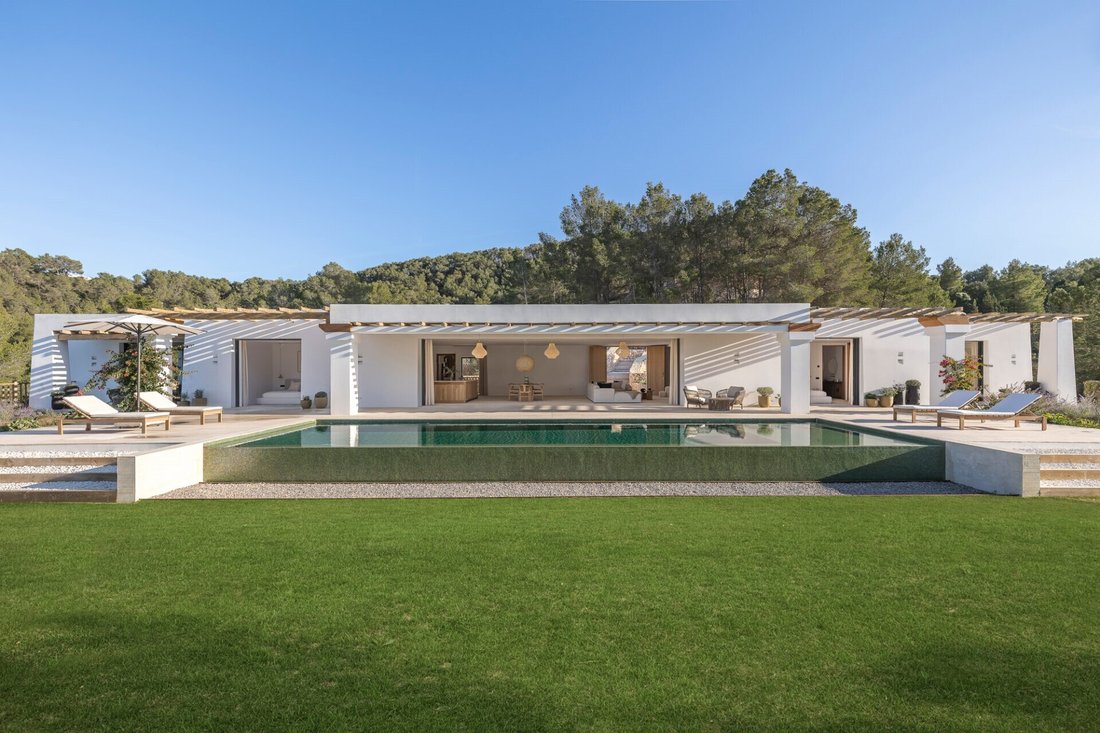 Villa in Sant Josep de sa Talaia, Balearic Islands, Spain 1 - 18731152