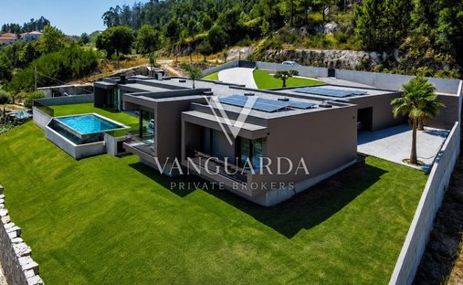 Villa in Silvares, Pias, Nogueira e Alvarenga, Distrikt Porto, Portugal 1