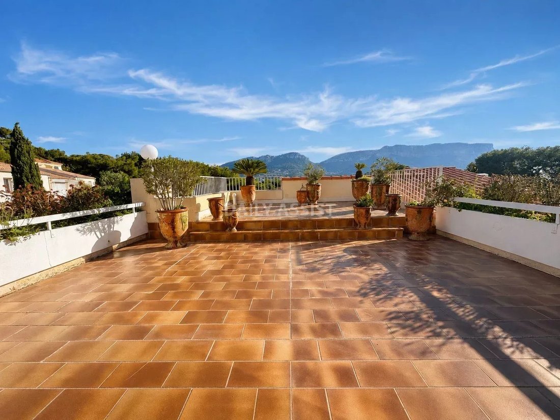 Wohnung in Cassis, Provence-Alpes-Côte d'Azur, Frankreich 2 - 17713816