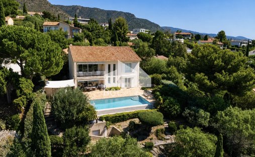 House in Le Lavandou, Provence-Alpes-Côte d'Azur, France 1