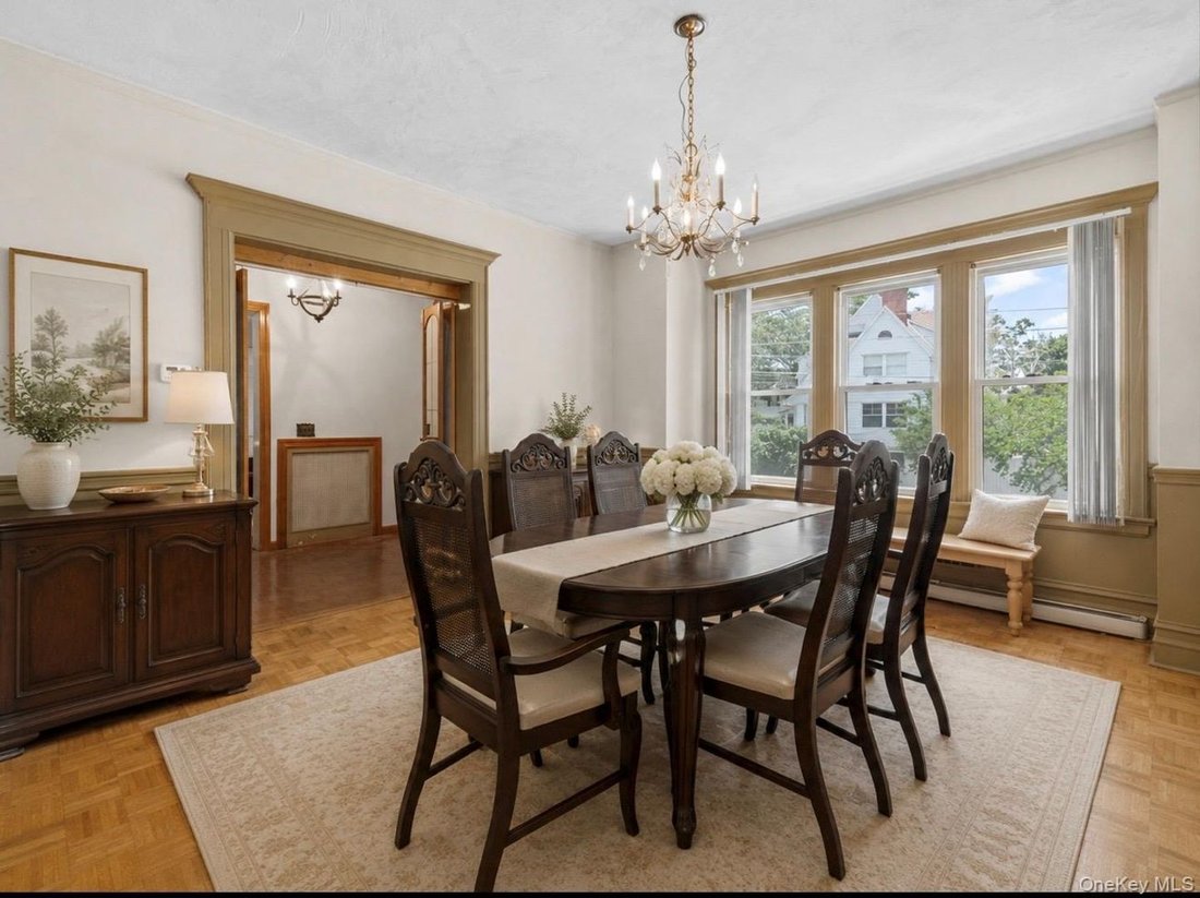 House in Bronxville, New York, United States 2 - 18730429