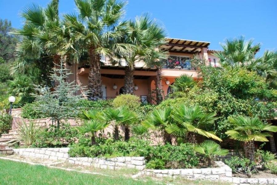 Villa en Northern Corfu, Peloponnese, Western Greece and the Ionian, Grecia 1 - 18729723