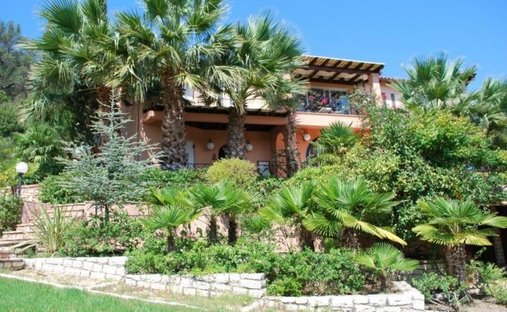 Villa en Northern Corfu, Peloponnese, Western Greece and the Ionian, Grèce 1