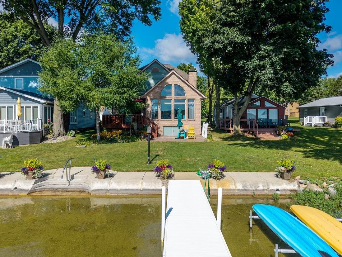 House in Fremont, Indiana, United States 2 - 18731248