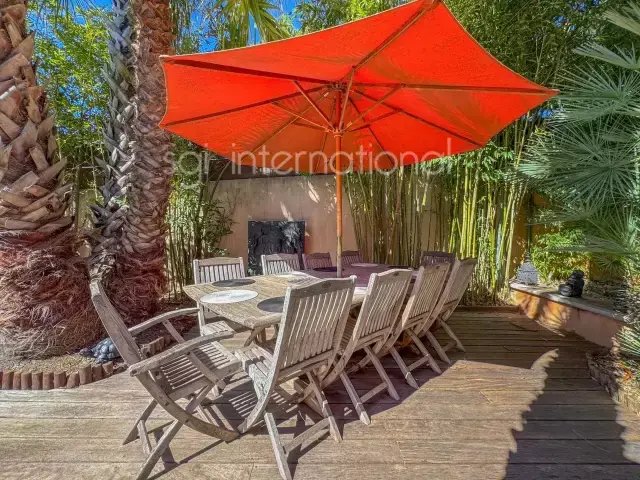 Casa en Ville-Les Saquedes-Le Bouillonnet, Sainte-Maxime, Francia 4 - 16246833