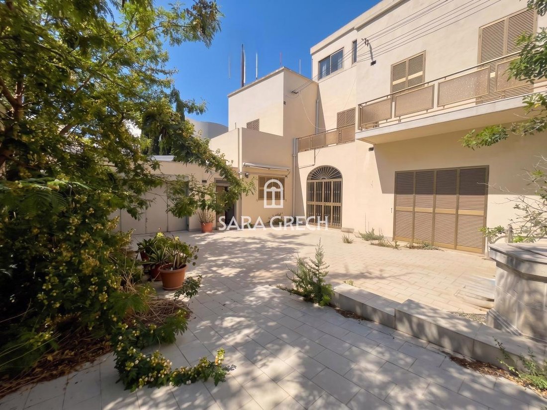 Villa in Attard, Malta 1 - 18060266