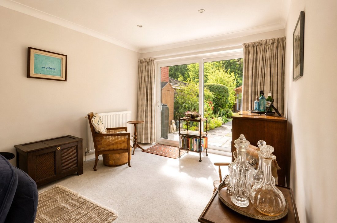 Haus in Godalming, England 4 - 18730226