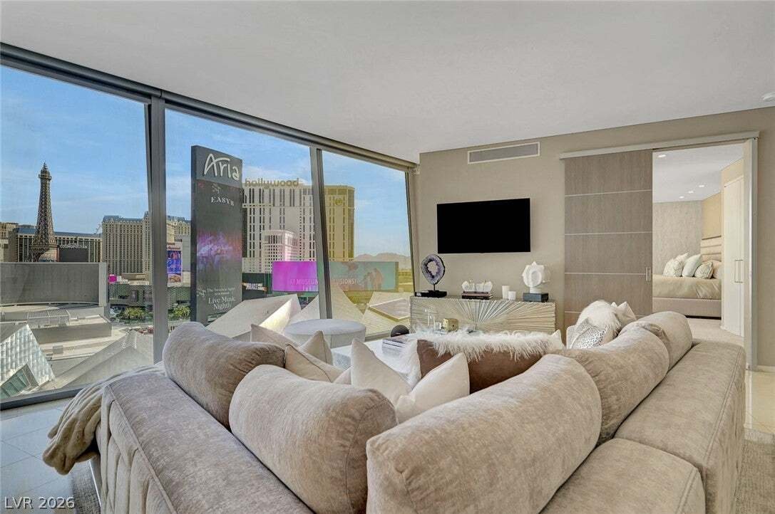 House in Las Vegas, Nevada, United States 5 - 18729607