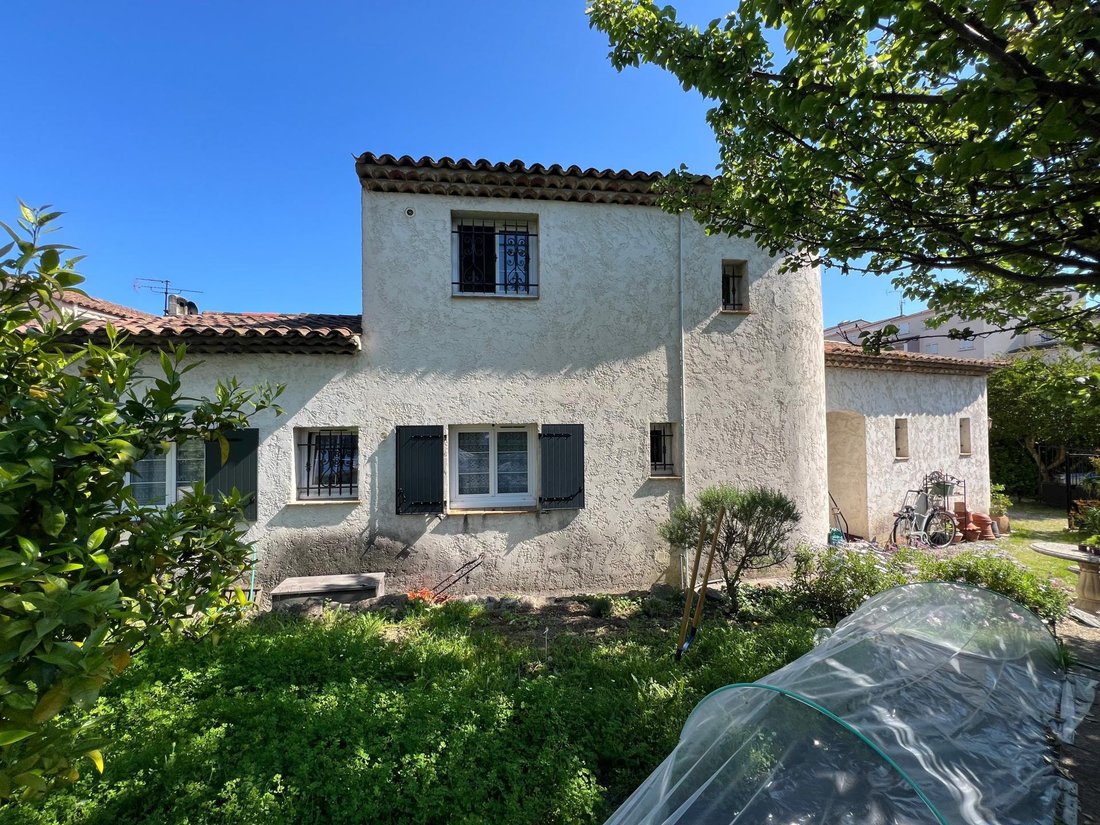 House in Cannes, Provence-Alpes-Côte d'Azur, France 5 - 18731526