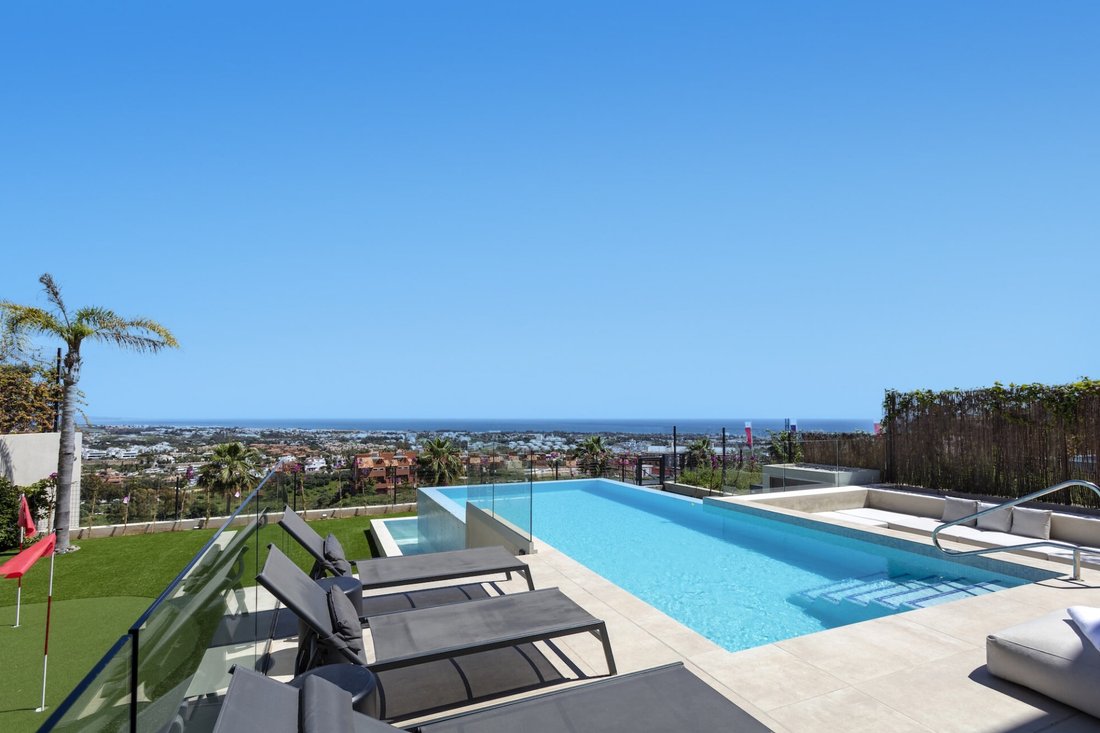 Villa in Benahavis, Andalusia, Spain 2 - 18730847