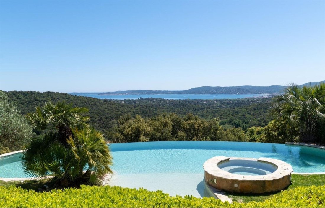 House in Grimaud, Provence-Alpes-Côte d'Azur, France 3 - 18731567