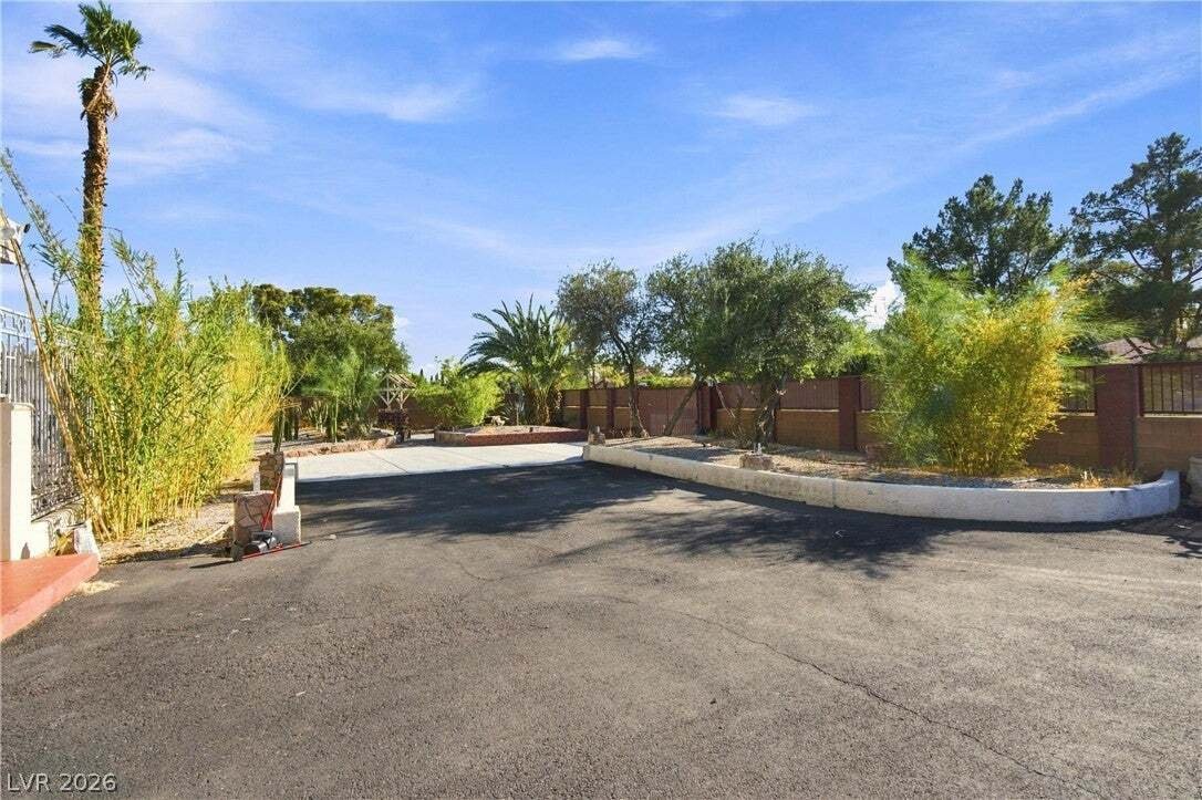 House in Las Vegas, Nevada, United States 3 - 18729605