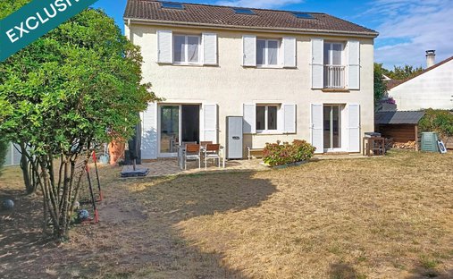 Casa a Port Ham-Village, Cergy, Francia 1