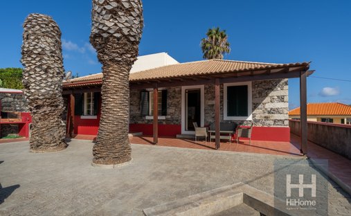 Haus in Porto Santo, Autonome Region Madeira, Portugal 1