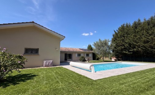 Maison à Chemin de la Vie, Ambarès-et-Lagrave, France 1