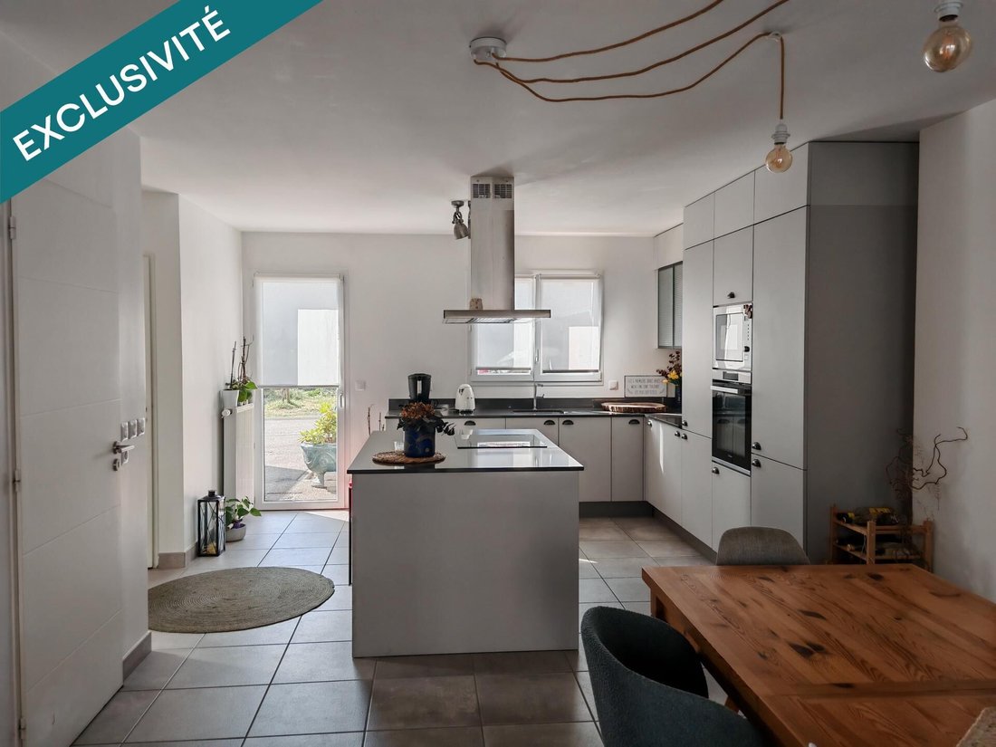 Haus in Cessy, Auvergne-Rhone-Alpen, Frankreich 3 - 18702499