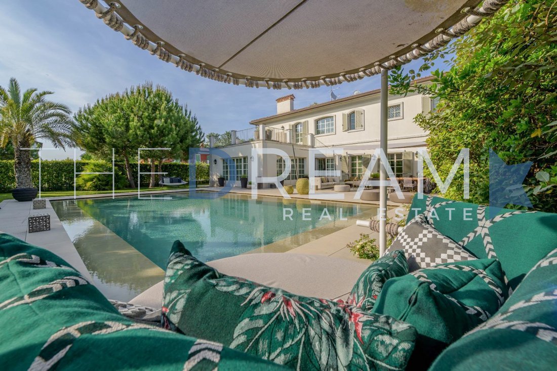 Villa in Vittoria Apuana, Forte dei Marmi, Toskana 4 - 18730095