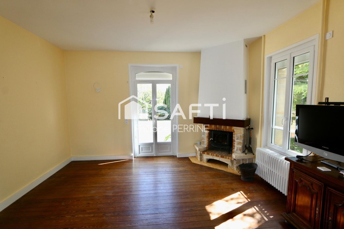 House in Douvres-la-Delivrande, Normandy, France 4 - 18468797