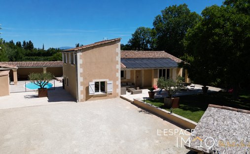 Villa in Cavaillon, Provence-Alpes-Côte d'Azur, Frankreich 1
