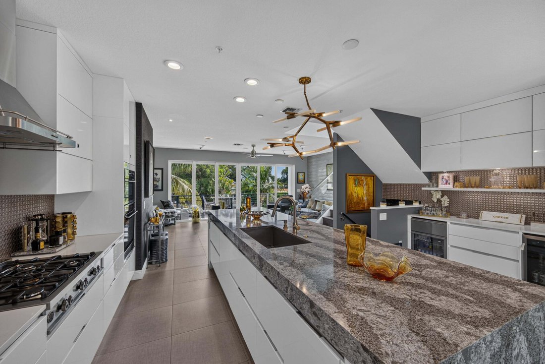 Townhouse en Oakland Park, Florida, Estados Unidos 4 - 18730010