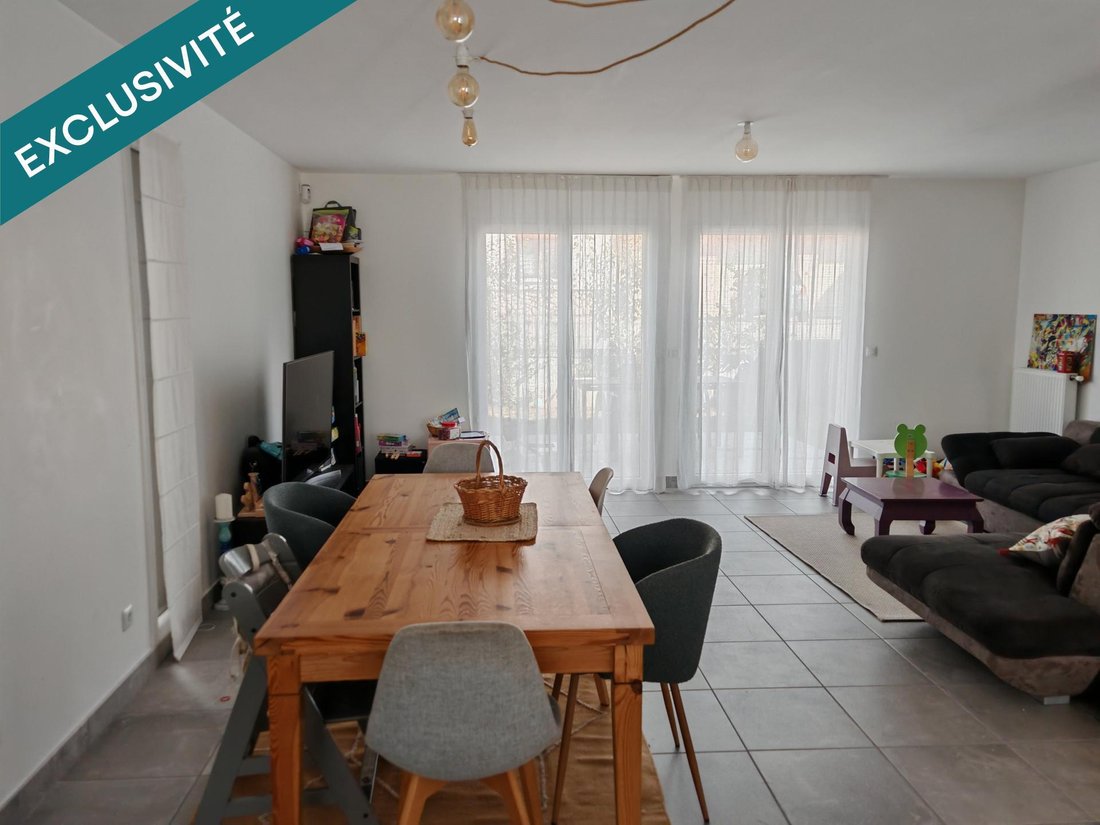 Haus in Cessy, Auvergne-Rhone-Alpen, Frankreich 4 - 18702499