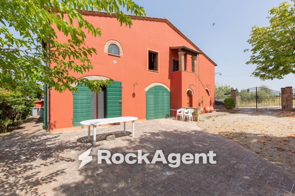 Andere in Fauglia, Toskana, Italien 3 - 18730922