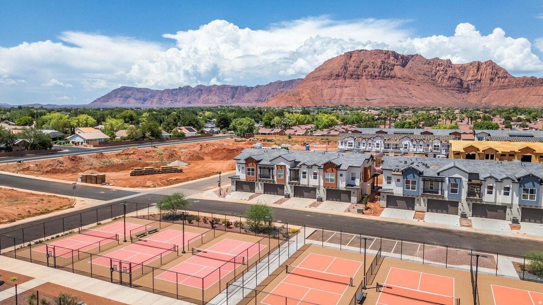 Townhouse in Santa Clara, Utah, United States 3 - 18729766