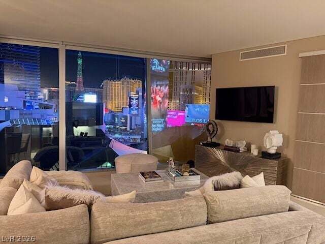 House in Las Vegas, Nevada, United States 4 - 18729607