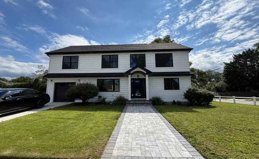 Haus in East Meadow, New York, Vereinigte Staaten 1
