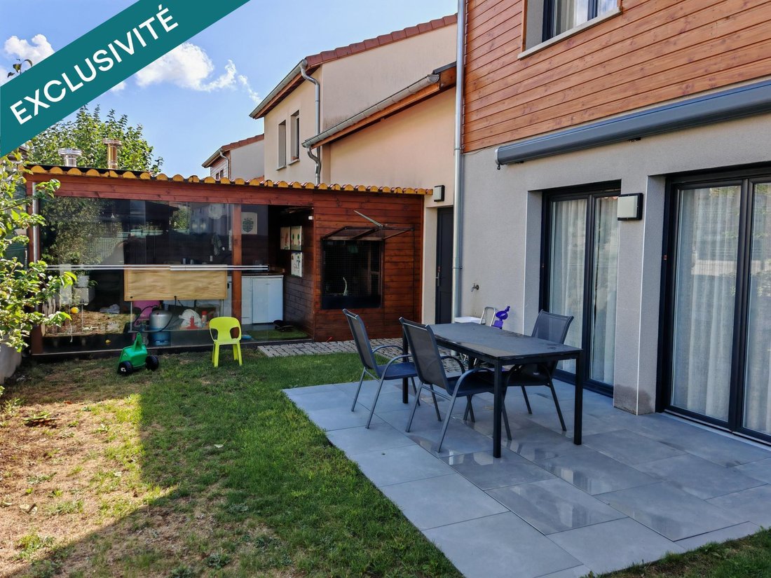 Haus in Cessy, Auvergne-Rhone-Alpen, Frankreich 1 - 18702499