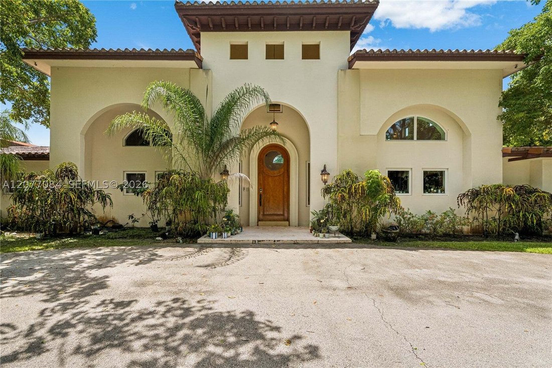 Maison à Coral Gables, Floride, États-Unis 1 - 18729824