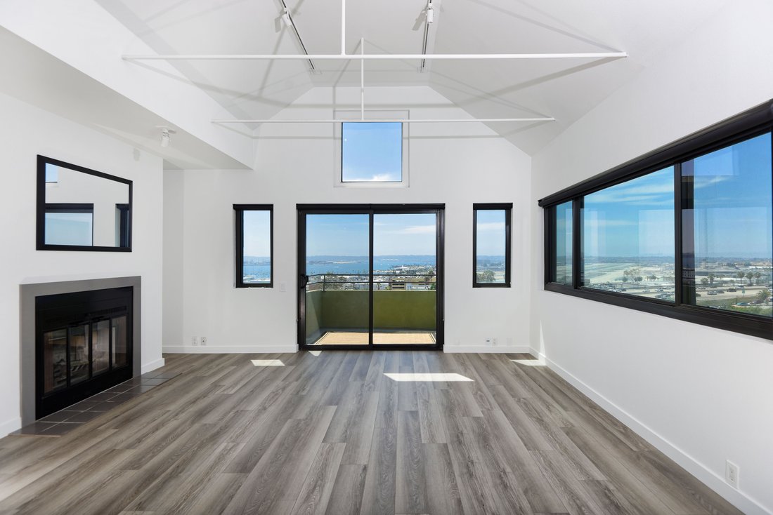 Condo in San Diego, California, United States 2 - 18730578