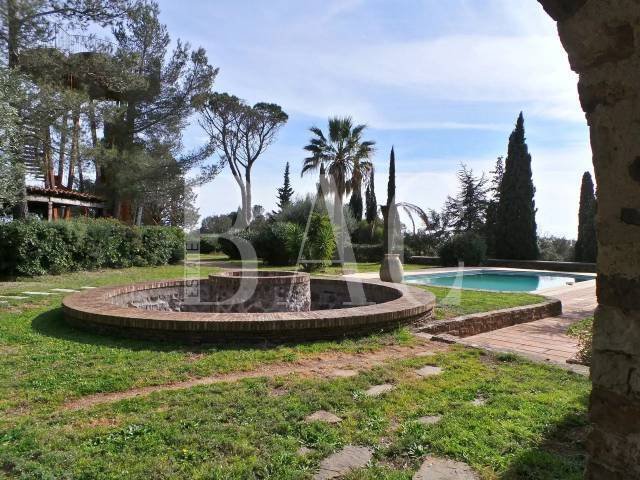 Villa en Exteriores, Fréjus, Francia 2 - 16649415