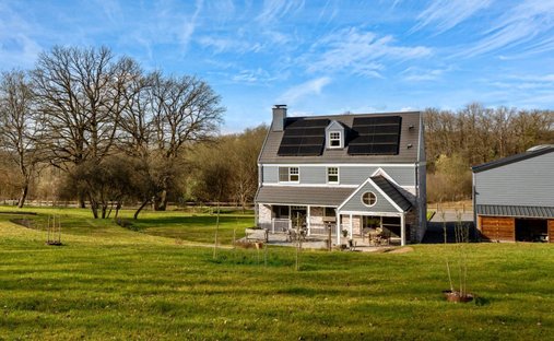 Villa in Doische, Wallonische Region, Belgien 1