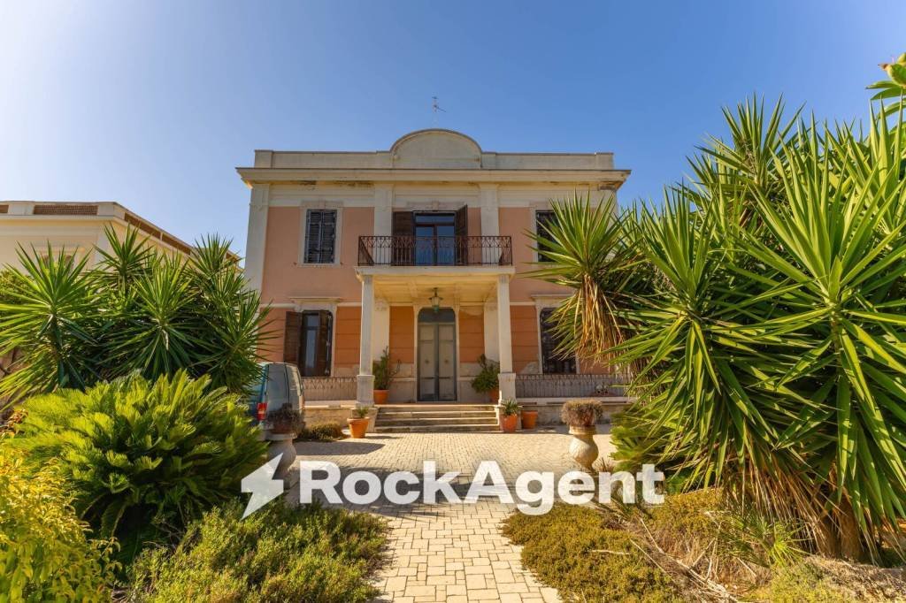 Villa in Santo Spirito - Palese, Bari, Apulien 3 - 18730945