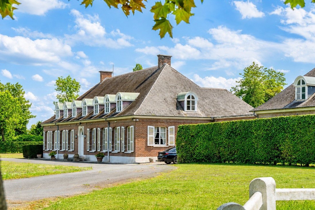 Villa in Mons, Wallonische Region, Belgien 2 - 18731132