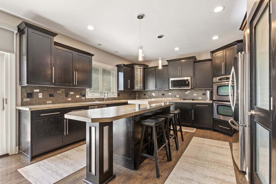 House in North Aurora, Illinois, United States 4 - 18730086