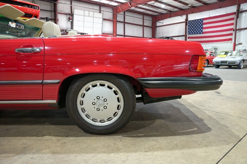 Cabriolet in Grand Rapids, United States 5 - 18730120
