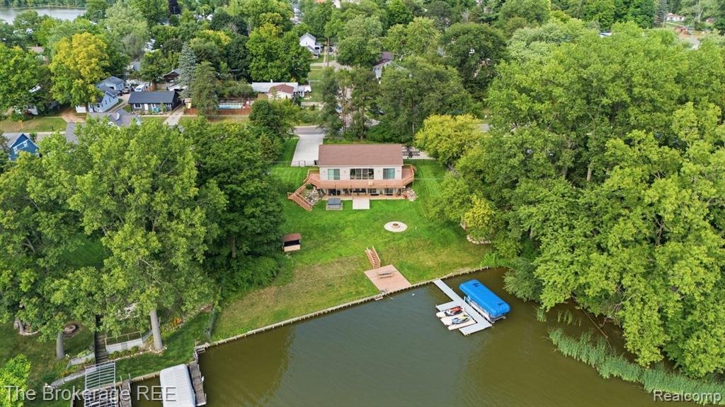 Casa en Columbiaville, Míchigan, Estados Unidos 3 - 18729850
