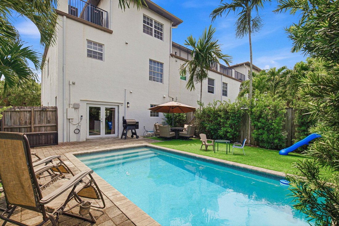 Maison de ville à Wilton Manors, Floride, États-Unis 1 - 18729954