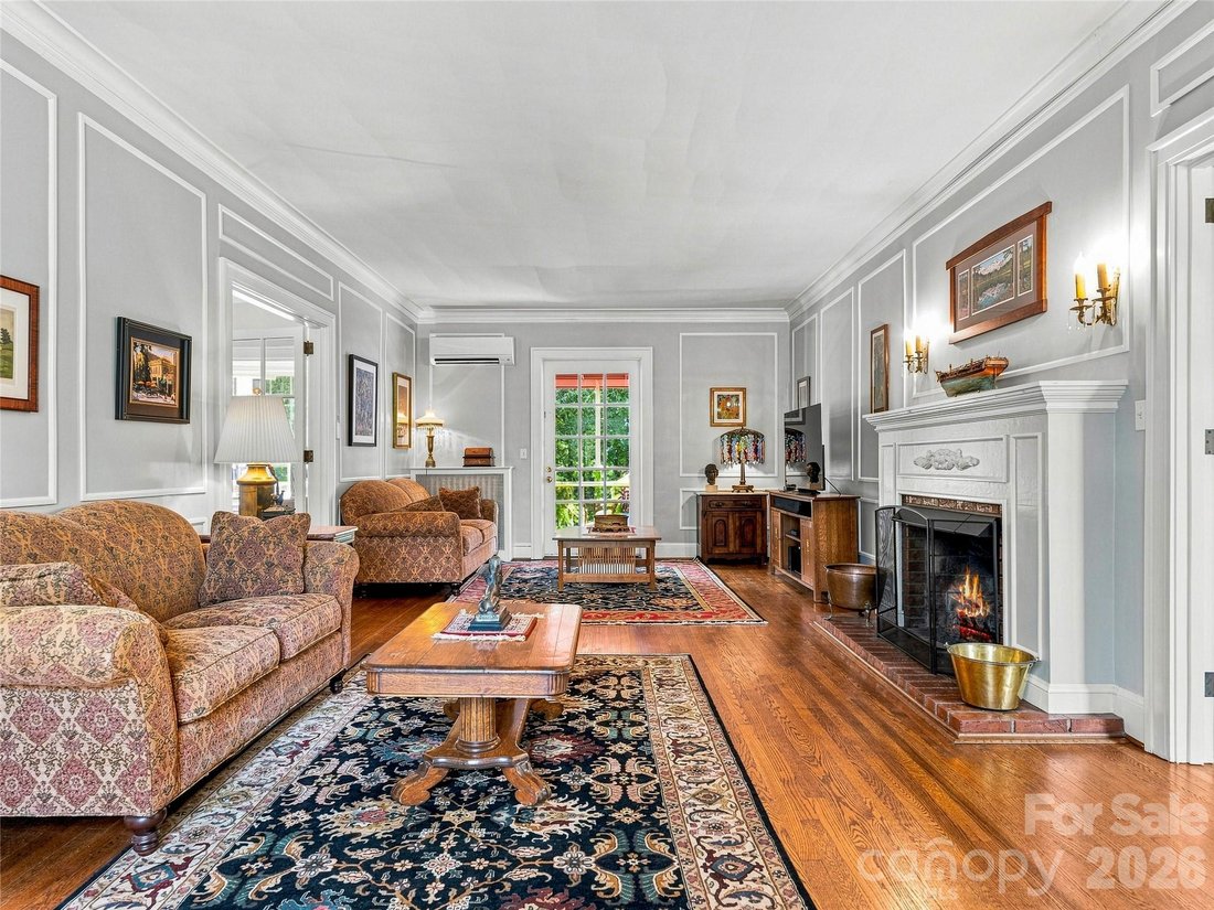House in Asheville, North Carolina, United States 5 - 18731064
