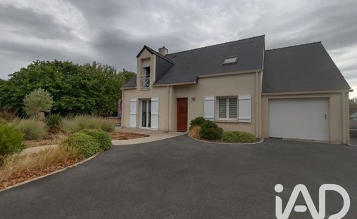 House in Agglomeration, Vigneux-de-Bretagne, France 1