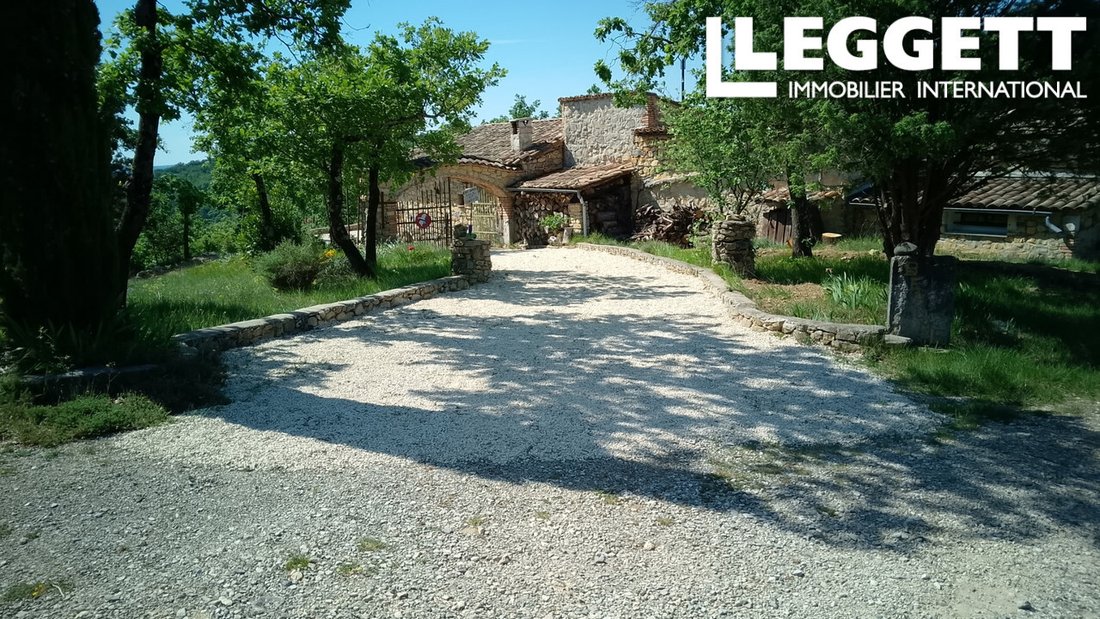 Maison à Valvignères, Auvergne-Rhône-Alpes, France 1 - 18336759
