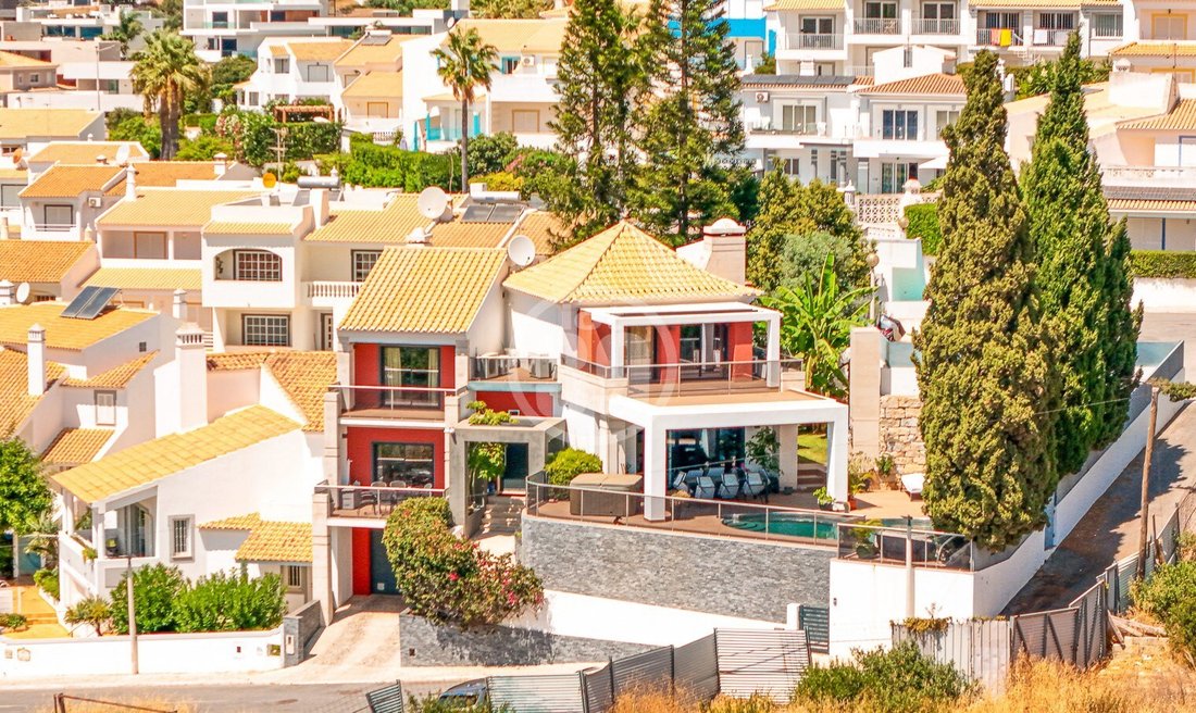House in Olhos de Agua, Algarve, Portugal 1 - 18647608