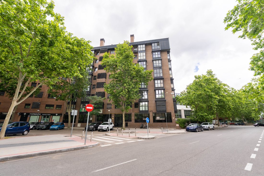 Appartement à Ciudad Lineal, Madrid, Espagne 5 - 18731062