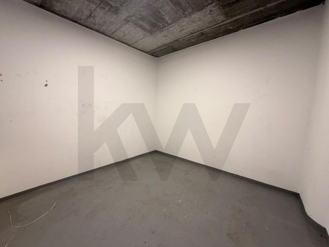 Apartment in Estoril, Cascais e Estoril, Lisbon 4 - 18730892