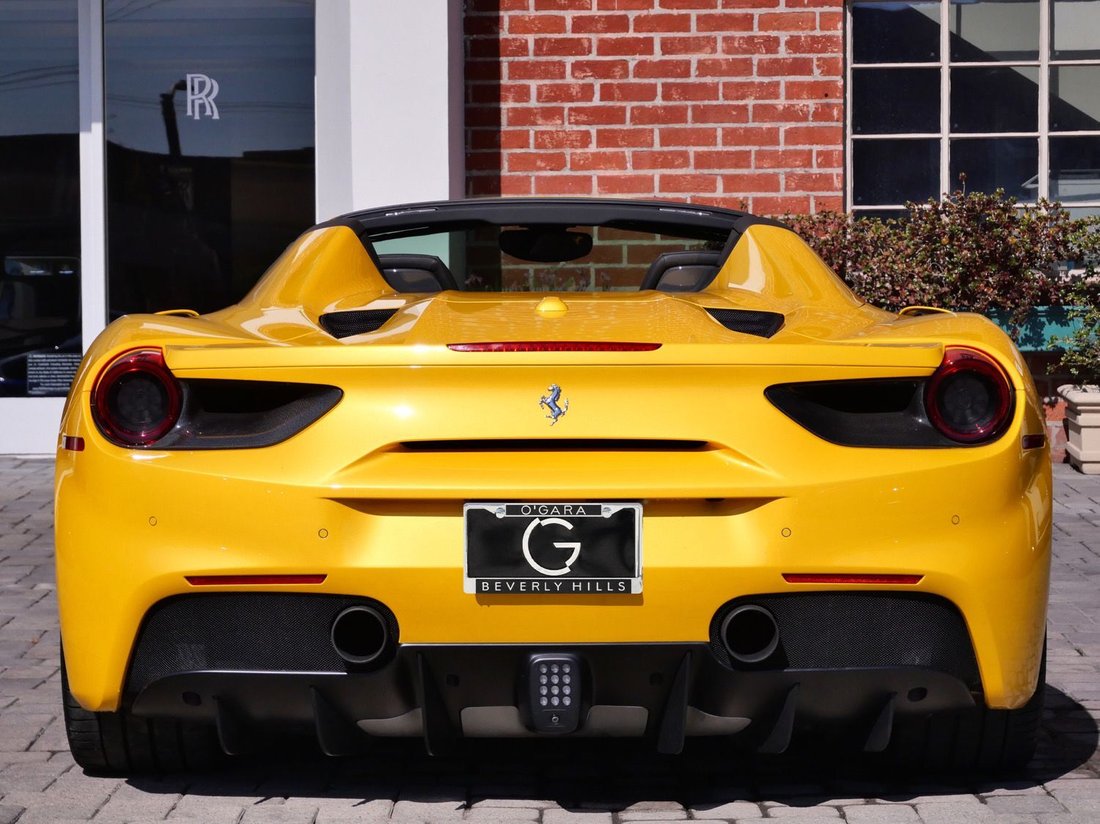 Cabriolet in Beverly Hills, CA, United States 5 - 18730905