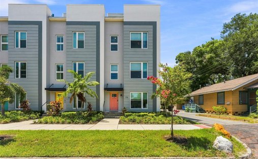 Maison de ville à Saint Petersburg, Floride, États-Unis 1